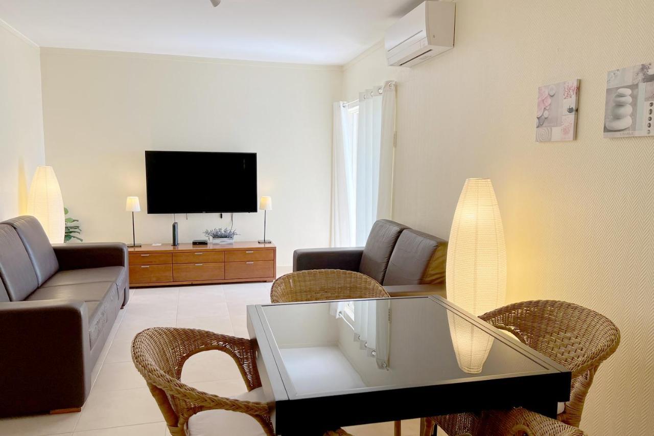 Apartment On Praia Da Rocha With Wifi And Garage By Amcf Portimão Eksteriør billede