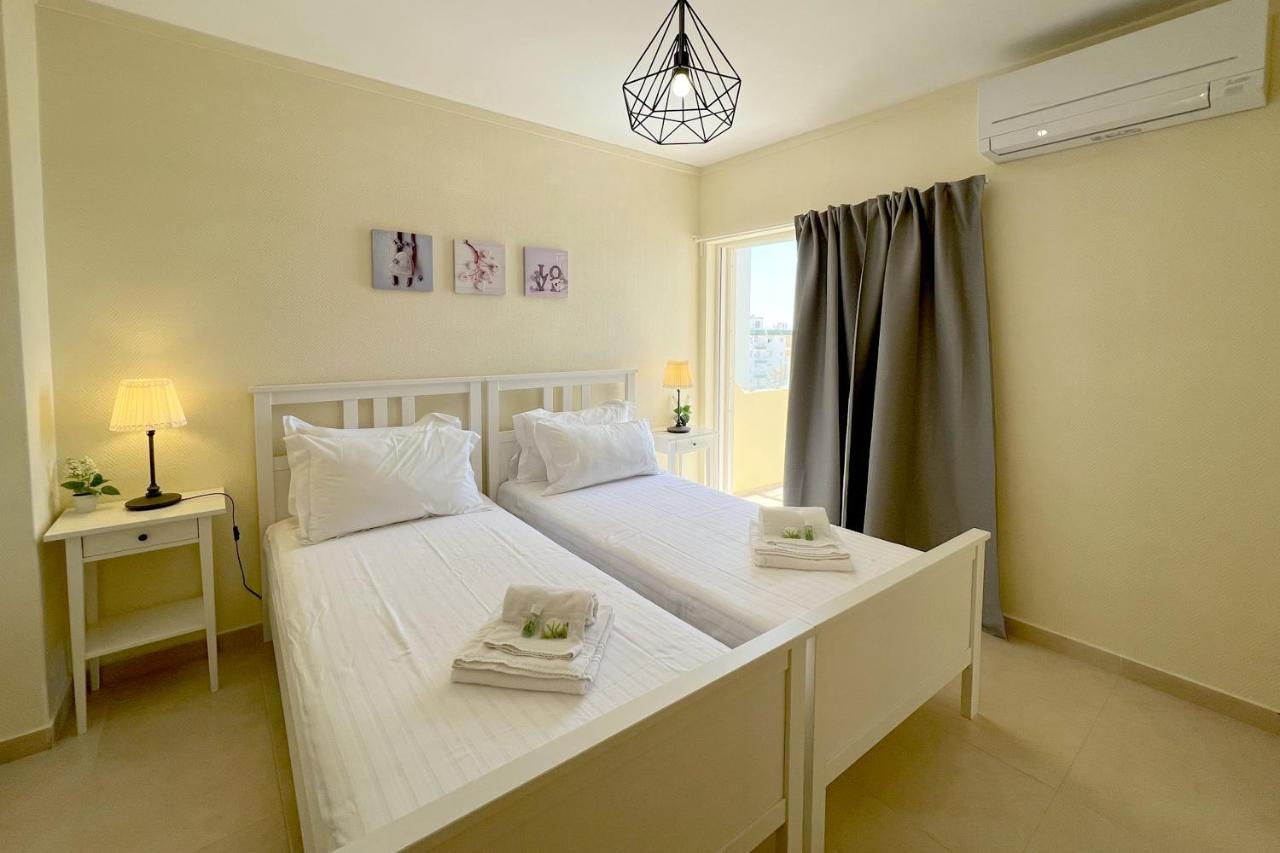 Apartment On Praia Da Rocha With Wifi And Garage By Amcf Portimão Eksteriør billede